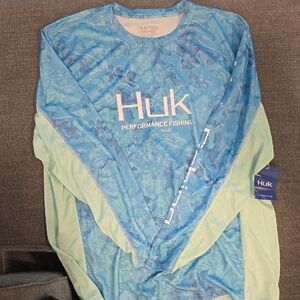 Huk Aqua and Teal Performance Shirt